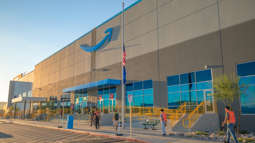 Exterio view of an Amazon distribution warehouse